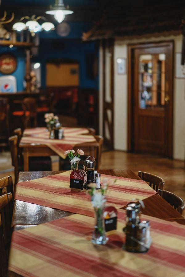 Hotel Taverna Javorník المظهر الخارجي الصورة