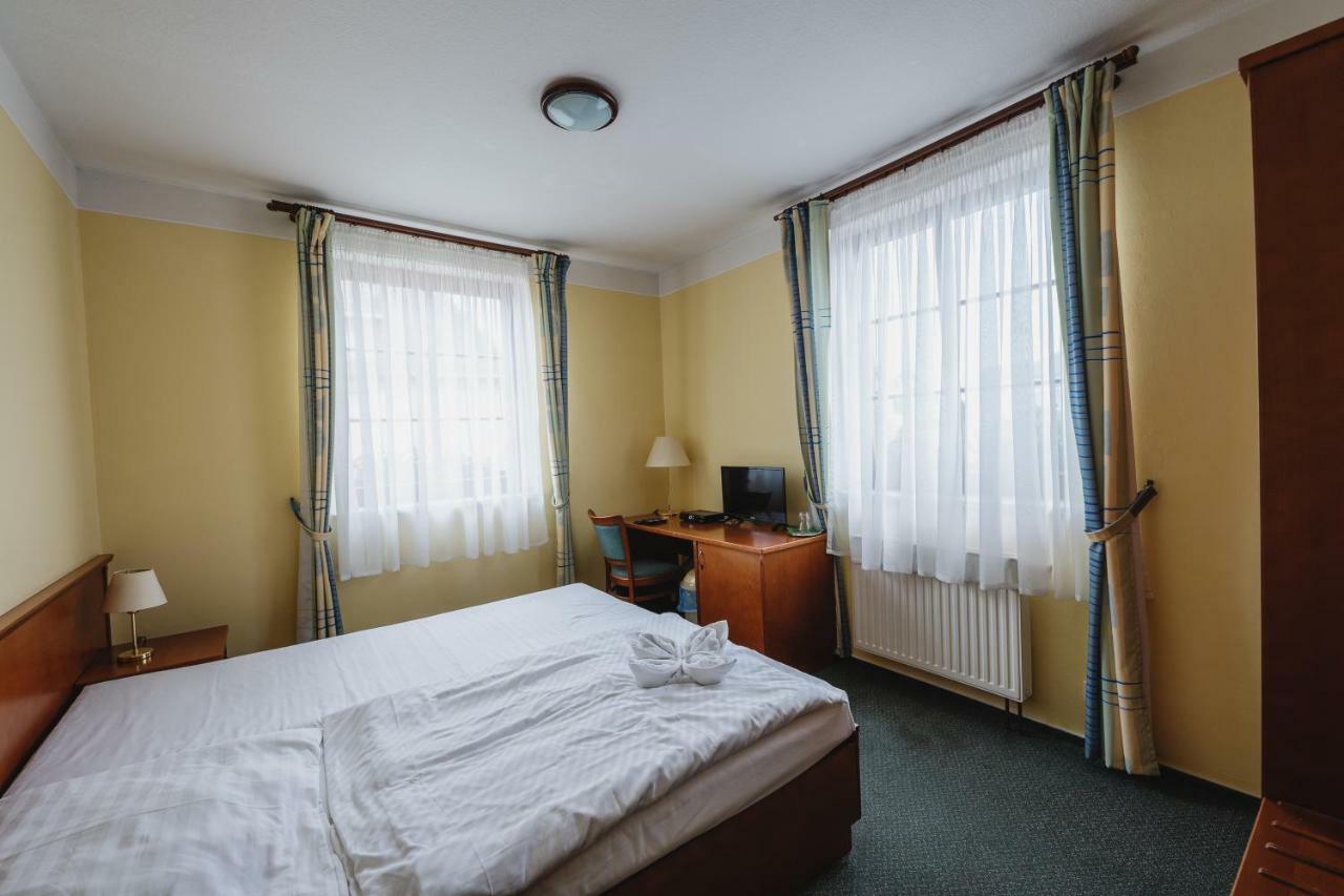 Hotel Taverna Javorník المظهر الخارجي الصورة