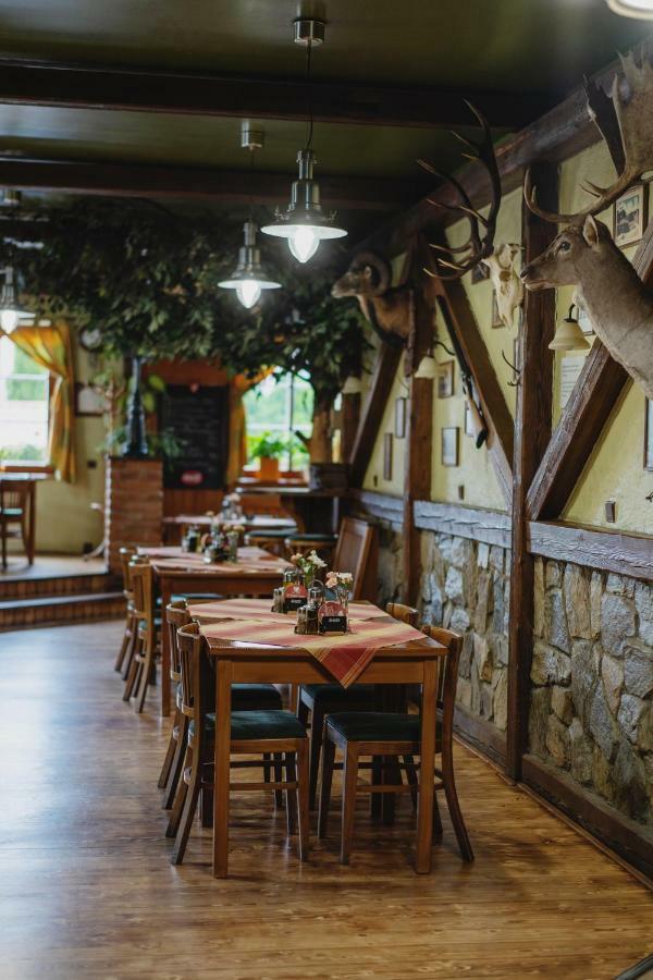 Hotel Taverna Javorník المظهر الخارجي الصورة