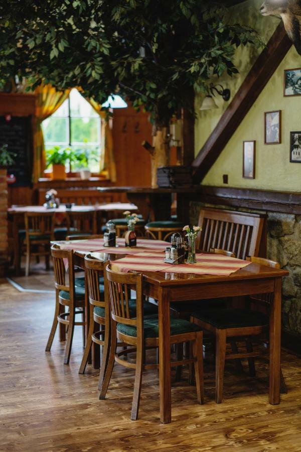 Hotel Taverna Javorník المظهر الخارجي الصورة
