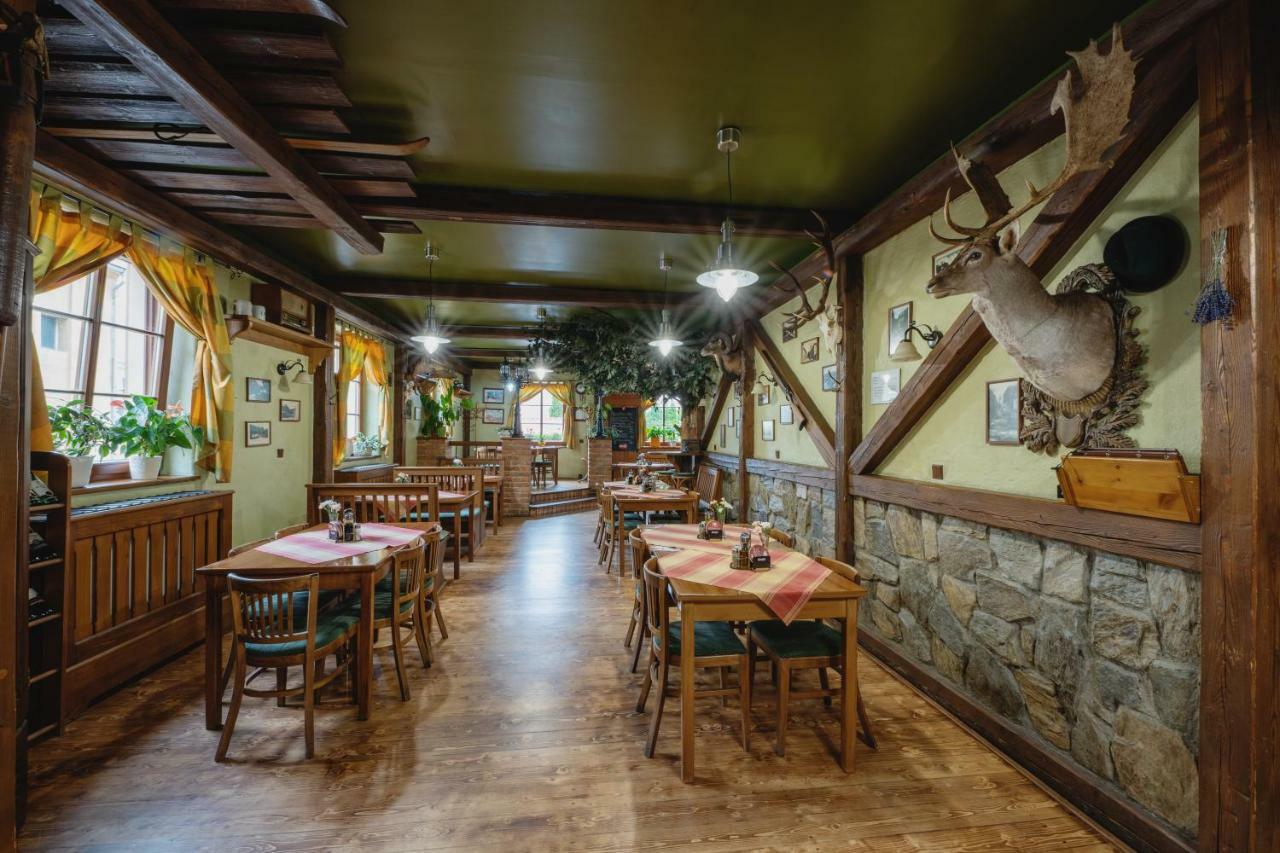 Hotel Taverna Javorník المظهر الخارجي الصورة