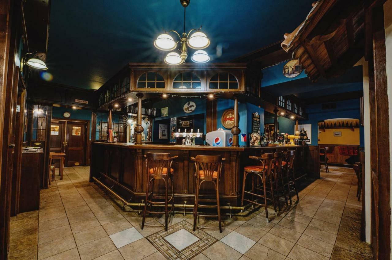 Hotel Taverna Javorník المظهر الخارجي الصورة