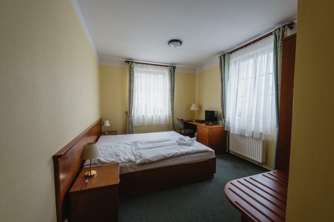 Hotel Taverna Javorník المظهر الخارجي الصورة
