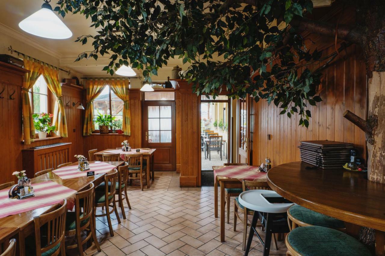 Hotel Taverna Javorník المظهر الخارجي الصورة