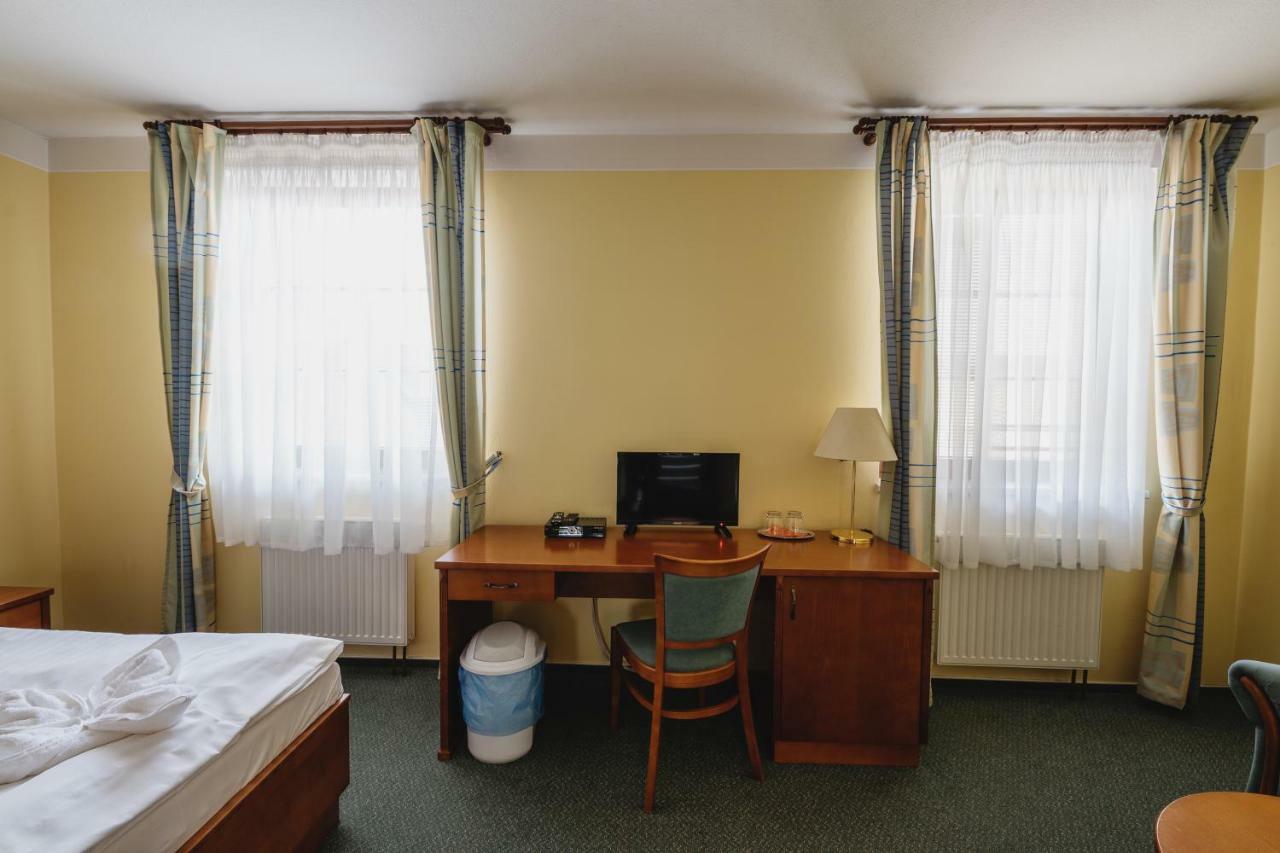Hotel Taverna Javorník المظهر الخارجي الصورة