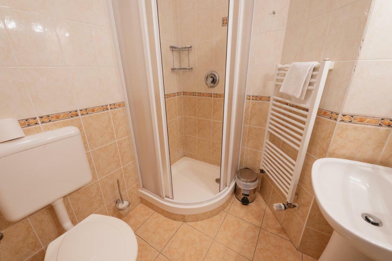Hotel Taverna Javorník المظهر الخارجي الصورة